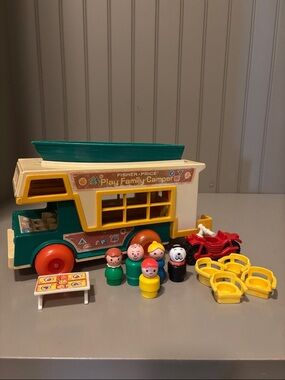1973 Fisher-Price Play Family Camper
